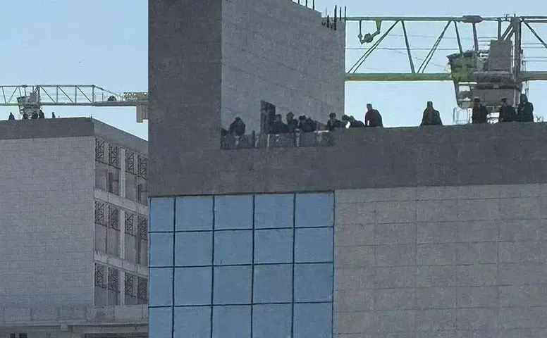 Diyarbakır'da iş kazası: Elektrik akımına kapıldılar! 1 kişi öldü