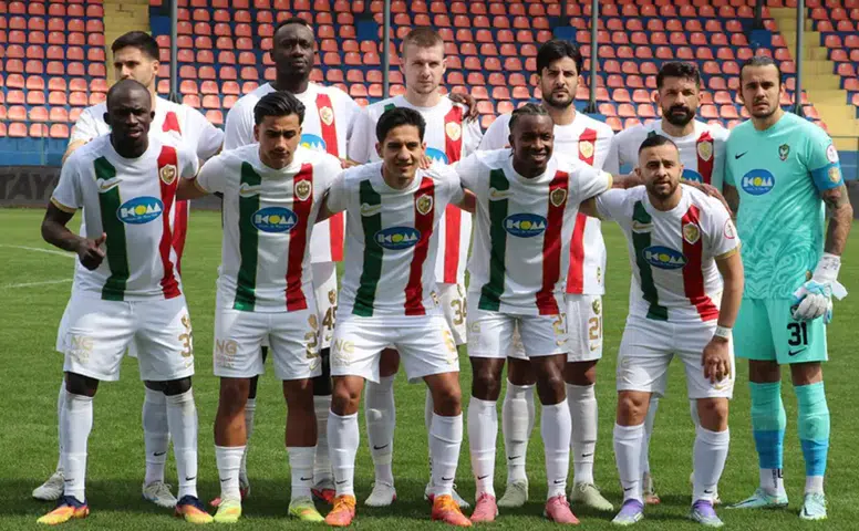 10 kişi kalan Amedspor yıkıldı! Zirvede ağır yara