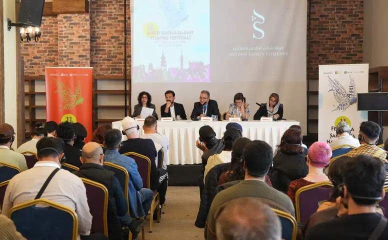 Amed Tiyatro Festivali’nde savaşın gölgesinde sanat konuşuldu