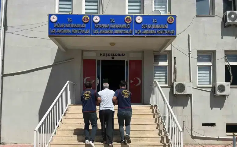 Diyarbakır genelinde büyük operasyon 162 firari yakalandı