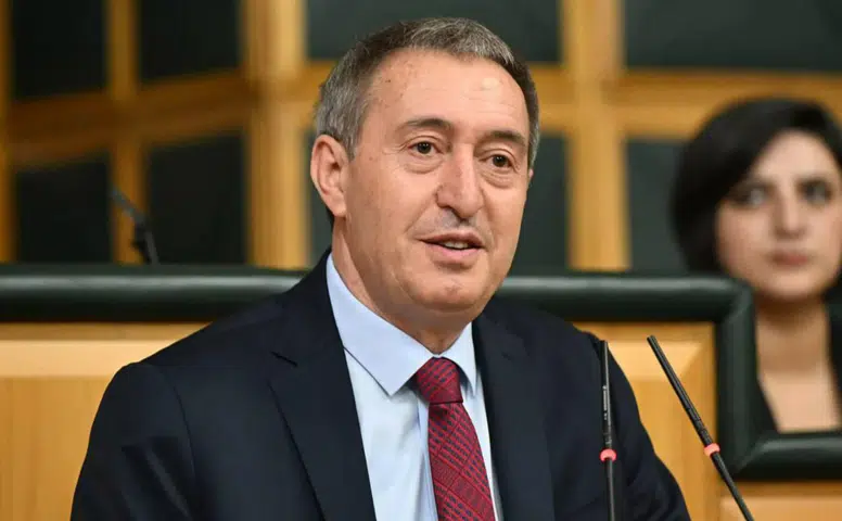 Bakırhan’dan süreç mesajı: “Silah bırakma ve yasal adımlar eşgüdümlü ilerlemeli”