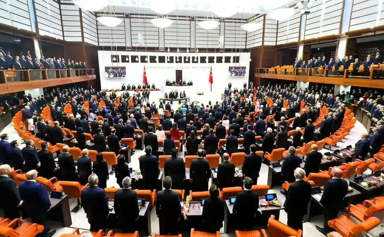 TBMM’de yoğun hafta: Aidat düzenlemesi ve kritik sunumlar gündemde