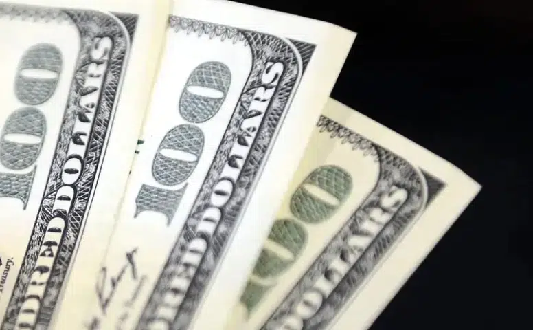 Dövizde piyasa hareketli: Dolar ve Euro'da son fiyatlar belli oldu