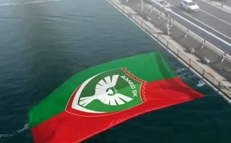 Amedspor bayrağı FSM Köprüsü’nde: Taraftarlardan yoğun ilgi