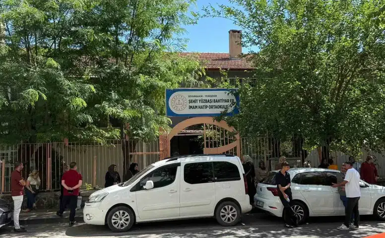 Diyarbakır'da 27 bin öğrenci LGS heyecanı yaşadı