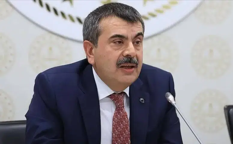 Milyonlarca öğrenci ve velinin gözü kulağı onda: Bakan Tekin sınav sistemindeki merak edilen değişikliği netleştirdi