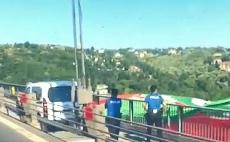 İstanbul Boğazı’nda Amedspor rüzgarı: Dev bayrağa emniyetten yakın markaj