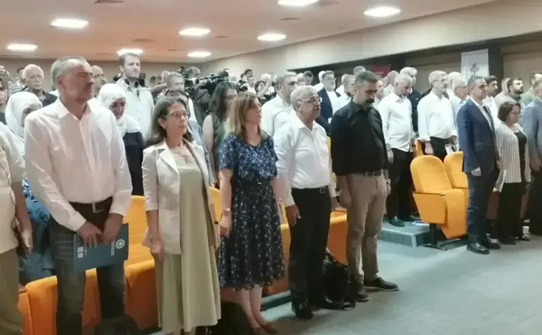 Diyarbakır’da barışın yol haritası tartışılıyor: Dünya örnekleri mercek altında