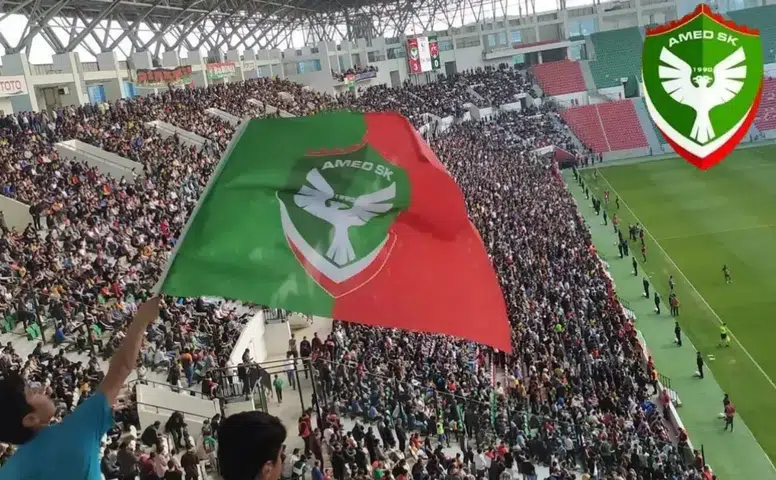 Amedspor taraftarı Bursa'da sınırları aştı: Barikat ve Mor Barikat ile yeni dönem