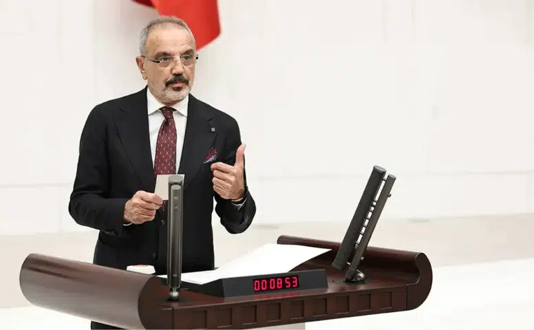 Sırrı Sakık'tan barış süreci mesajı: "Şimdi somut adımlar atılmalı"