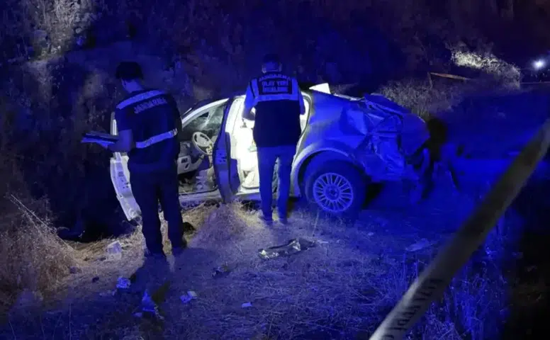 Siverek yolunda acı bilanço: Takla atan otomobilde 3 kişi hayatını kaybetti
