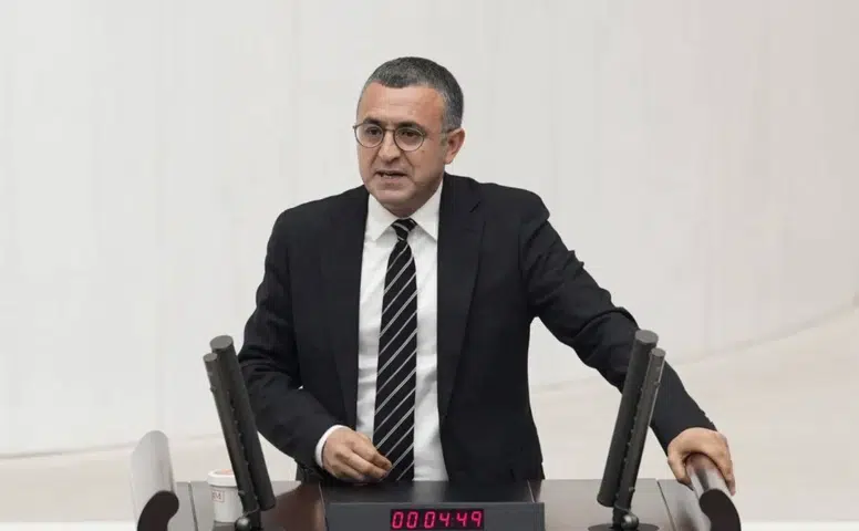 Serhat Eren'den Sur açıklaması: "Karanlığı çeteler sever"