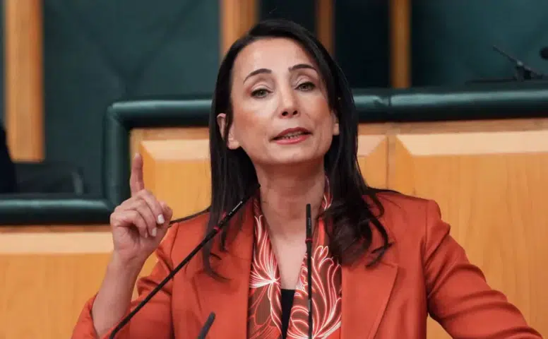 Tülay Hatimoğulları'ndan Deniz Göktaş tepkisi: "İktidar gülmeyi yasaklamak istiyor"