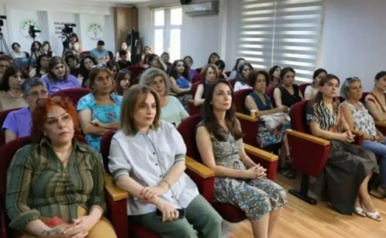 DEM Parti Kadın Meclisi sonuç bildirgesini açıkladı: Kadın örgütlülüğü ve barış vurgusu