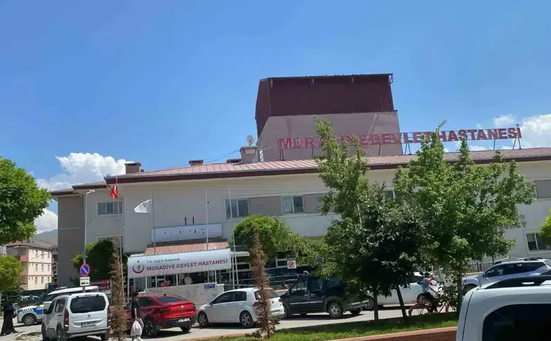 Van Muradiye'de ot kavgası büyüdü 15 kişi yaralandı