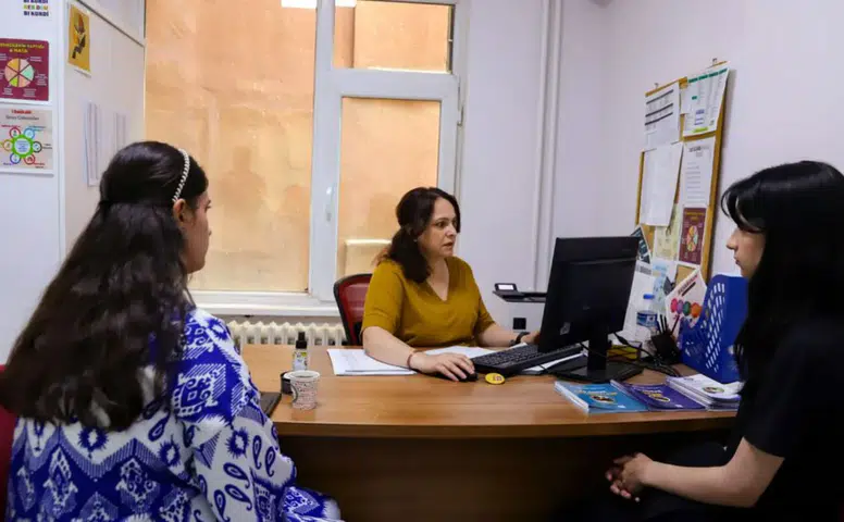 Diyarbakır Büyükşehir'den YKS adaylarına ücretsiz tercih desteği