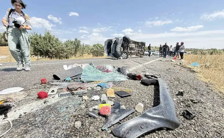 Lice ilçesindeki minibüs faciasında can kaybı yediye çıktı