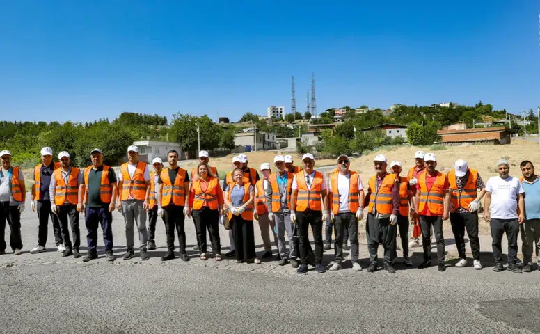 Diyarbakır’da mahalle mahalle temizlik seferberliği: Bu kez adres Medya Mahallesi