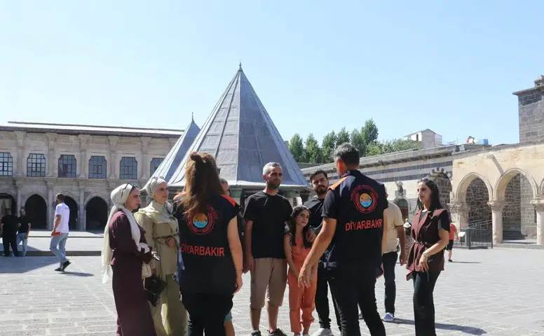 Diyarbakır turizmde yükselişini sürdürüyor: 6 ayda 1 milyonun üzerinde ziyaretçi ağırlandı