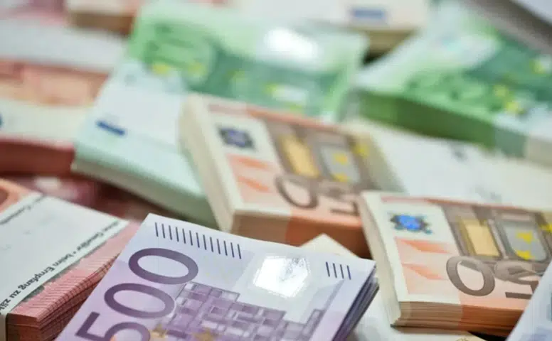 Dolar yükselişini sürdürüyor! İşte 1 Ağustos 2026 güncel Dolar ve Euro fiyatları
