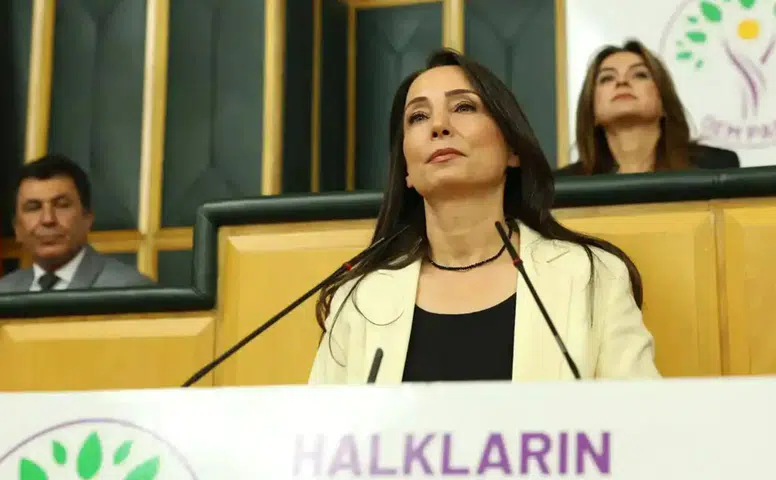 Ömer Çelik’ten Tülay Hatimoğulları’na sert tepki: Açıklamasını düzeltmeli