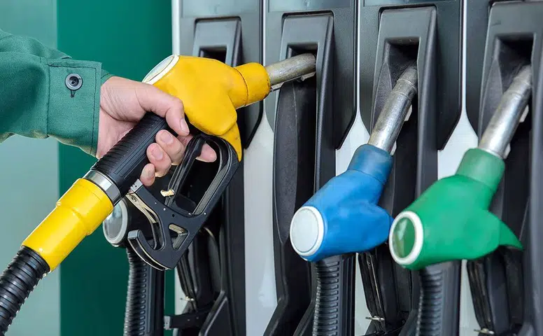 Benzine zam geldi: Diyarbakır’da tabelalar gece değişti