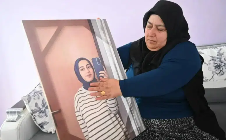 Rojin Kabaiş'in annesinden kan örneği iddiası: "İlk başta kadın kanı dediler, sonra hayvan kanı"