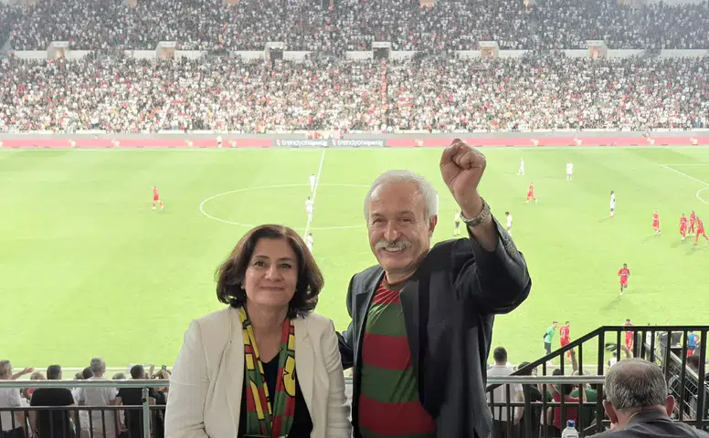 Selçuk Mızraklı’dan Beşiktaş’a olay gönderme: Kanatları kırık döndü