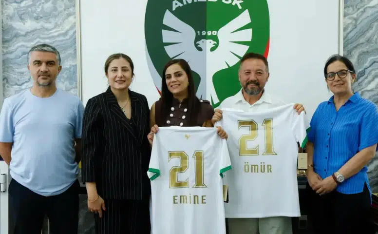 Formasını çıkarması istenmişti: Amedspor aileyi ağırladı