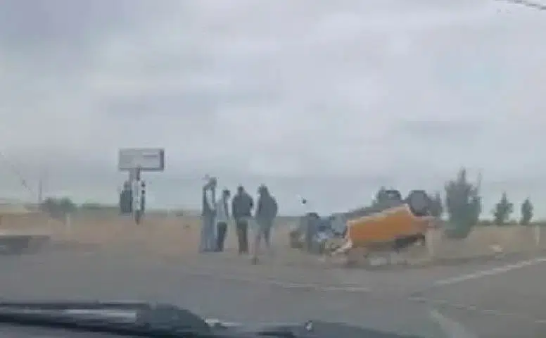 Diyarbakır Bağlar'da kamyon ve taksi çarpıştı