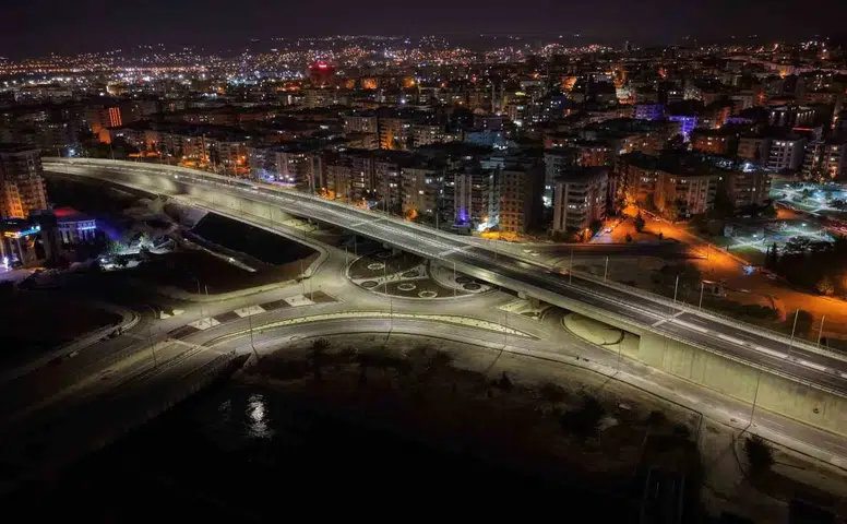 Şanlıurfa sokakları 102 milyon liralık yatırımla LED ışıklara kavuştu