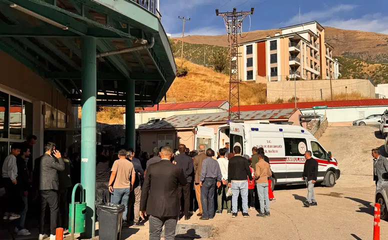 Şemdinli yolunda feci kaza: 2 yaşındaki Hafsa Nur bebek hayatını kaybetti