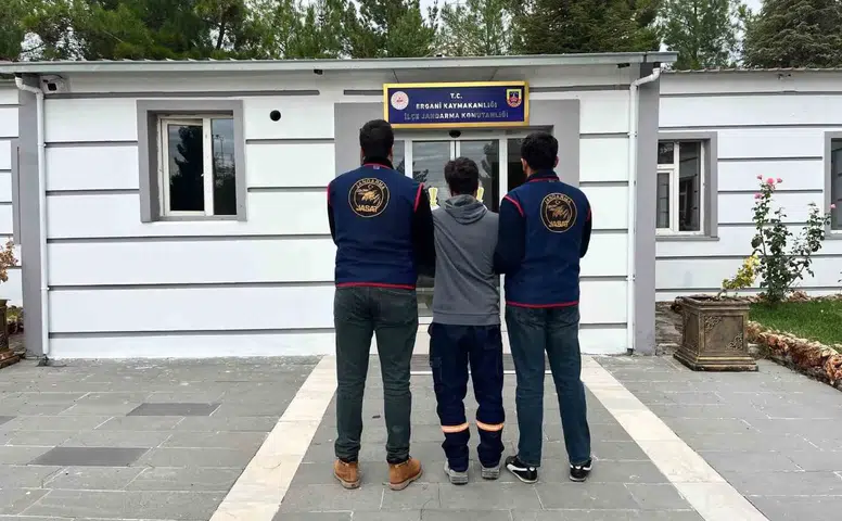 Diyarbakır genelinde aranan 105 hükümlü jandarma operasyonuyla yakalandı