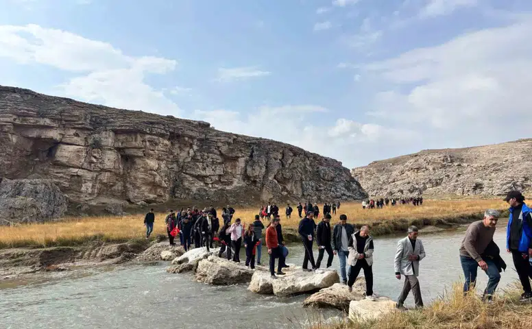 Diyadin Kanyonu beş bin kişinin katılımıyla doğa tutkunlarını ağırladı