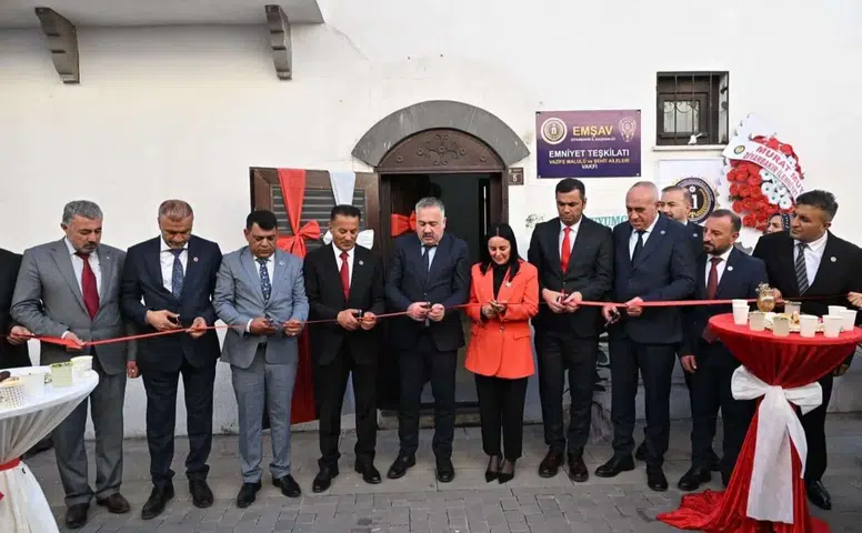 Diyarbakır'da şehit aileleri ve gaziler için yeni vakıf binası açıldı