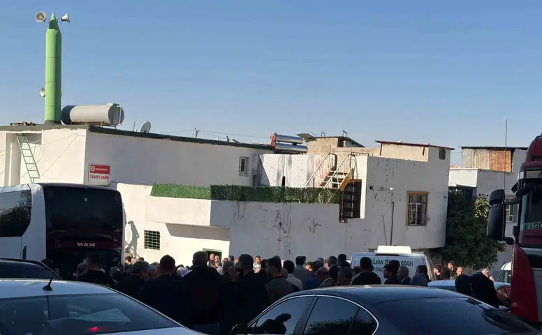 Kentsel dönüşüm mağduru Mesut Bilece memleketi Silvan'da son yolculuğuna uğurlandı