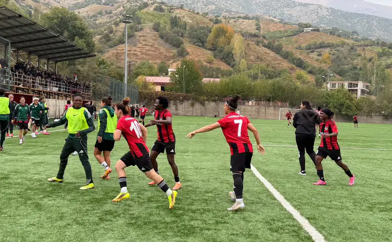 Yüksekova Spor ile Galatasaray Şemdinli'de puanları paylaştı