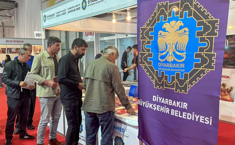 DBB’nin Kitap Fuarı’ndaki standı yoğun ilgi gördü