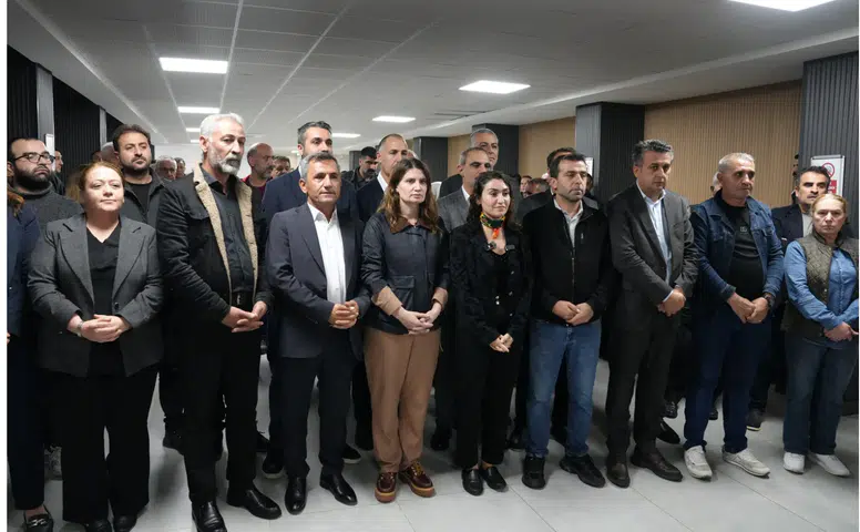 Diyarbakır kaldırım işgaline çözüm aranıyor: Sur'da turistik semt pazarı kararı