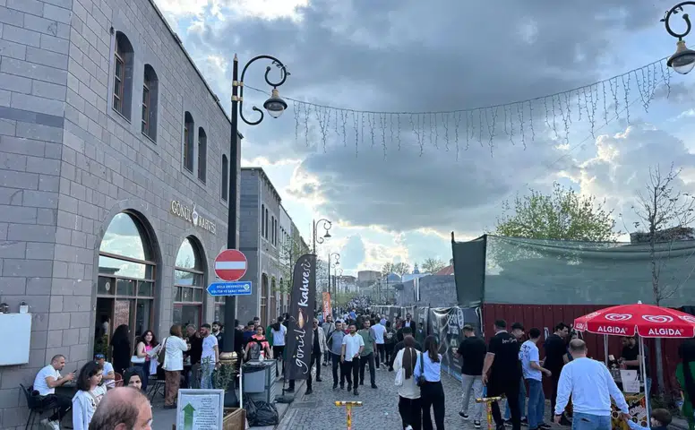 Diyarbakır Sur'daki tartışmaya Kent Konseyi de girdi: Ayrıcalıklı kullanıma bırakılamaz