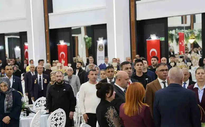 Diyarbakır'da şehit aileleri ve gaziler için birlik mesajı verildi