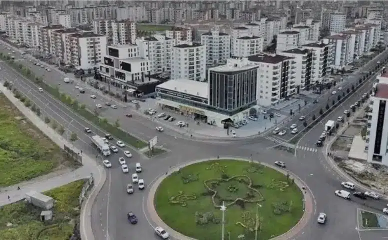 Diyarbakır'da kavurucu sıcak alarmı: Termometreler rekor seviyeye koşuyor