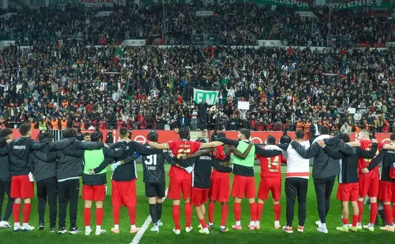 Amedspor’da kombine çılgınlığı: Tribünler günler öncesinden kapandı