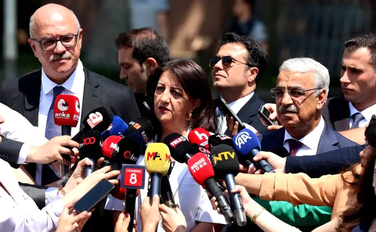 DEM Parti'den kritik hamle: Çerçeve yasa için geri sayım başladı