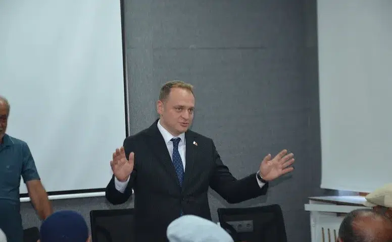 Muşta 18 yıllık baraj mağduriyeti sona erdi ve tapular dağıtıldı