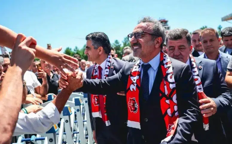 Hamdi Ulukaya'nın Amedspor kararı sonrası ipler gerildi: Aziz Elaldı'dan çok sert yanıt