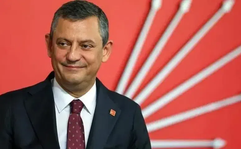 Siyaset kulislerini hareketlendiren gelişme: Özgür Özel yeni yol haritasını açıkladı