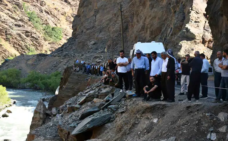 Şırnak Beytüşşebapta balık tutarken akıntıya kapılan genci arama çalışmaları sürüyor