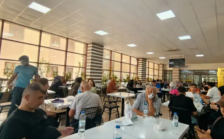Diyarbakır’da hastane çilesi: Kavurucu sıcakta klimalar sustu, vatandaş isyan bayrağını açtı
