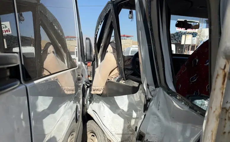 Yüksekova'da araçlar çarpıştı, 10 kişi hastaneye kaldırıldı